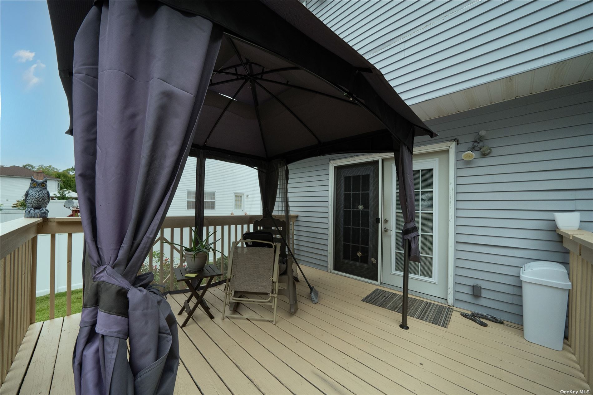 1162 E 3rd Avenue, Bay Shore, New York image 27