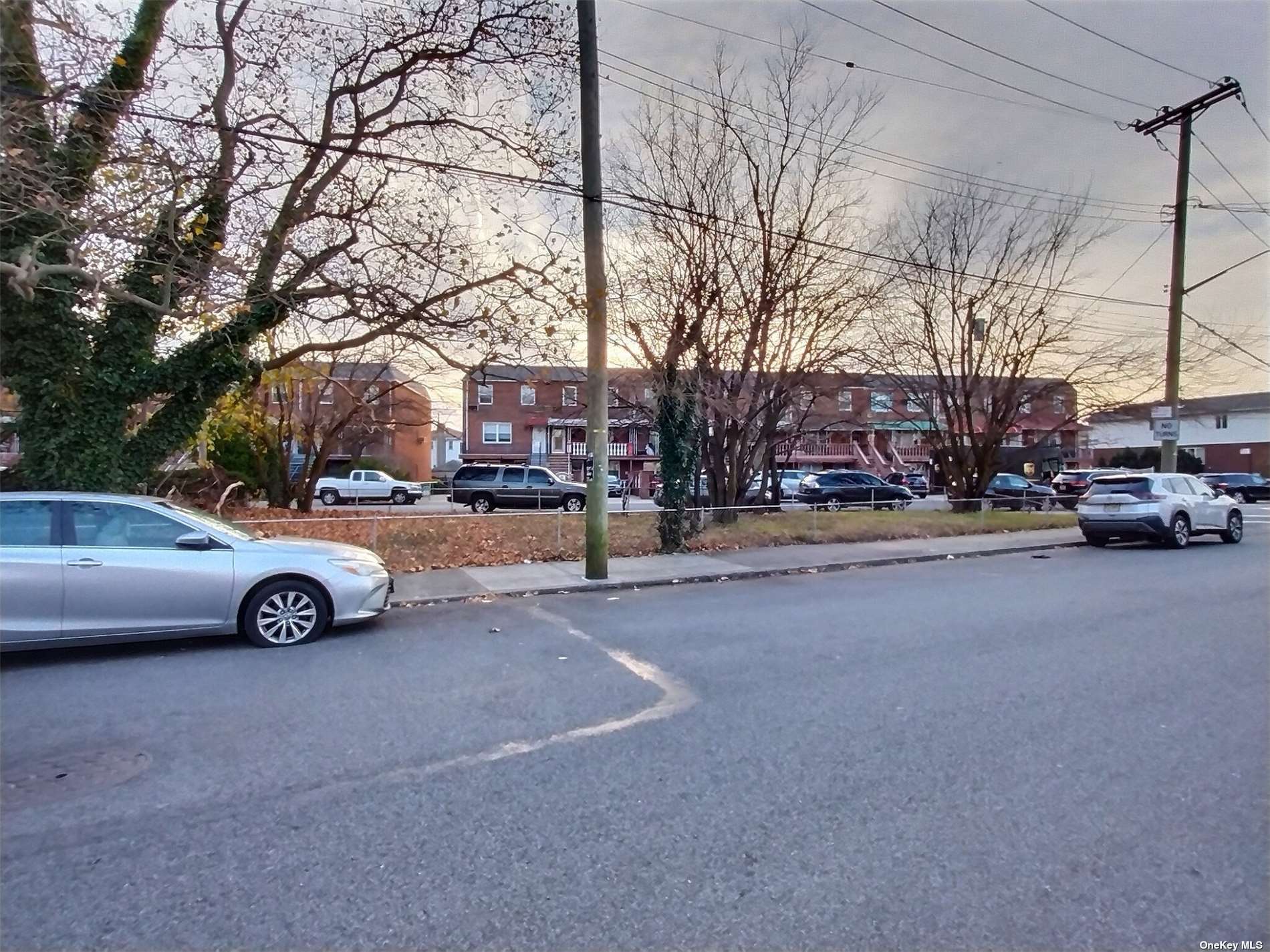 E 93rd Street, Canarsie, New York image 5