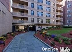 Property for Sale at 6550 Wetherole Street 4U, Rego Park, Queens, NY - Bedrooms: 2 
Bathrooms: 2 
Rooms: 7  - $780,000