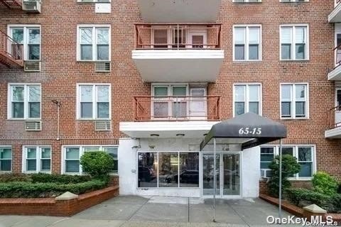 Property for Sale at 6515 Alderton Street 4-G, Rego Park, Queens, NY - Bedrooms: 2 
Bathrooms: 2 
Rooms: 6  - $599,000