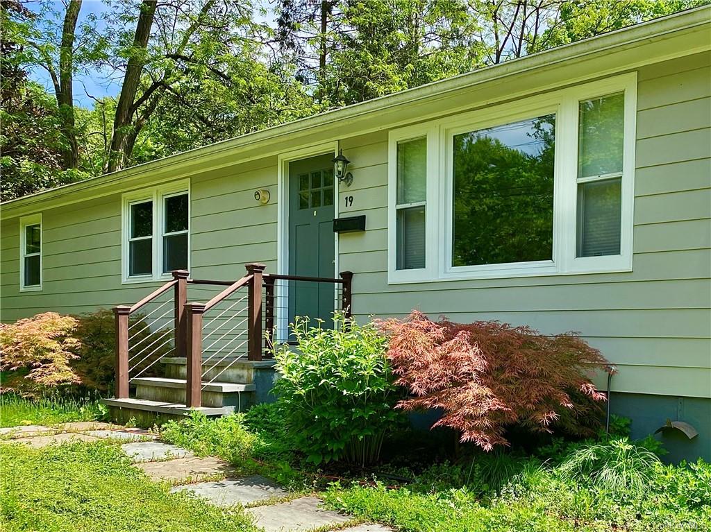Rental Property at 19 Crosmour Road, Rhinebeck, New York - Bedrooms: 3 
Bathrooms: 2 
Rooms: 6  - $3,500 MO.