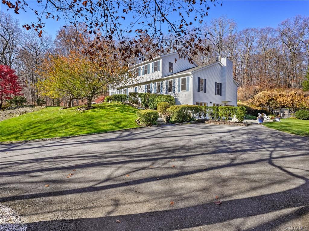 62 Cross Pond Road, Pound Ridge, New York image 2