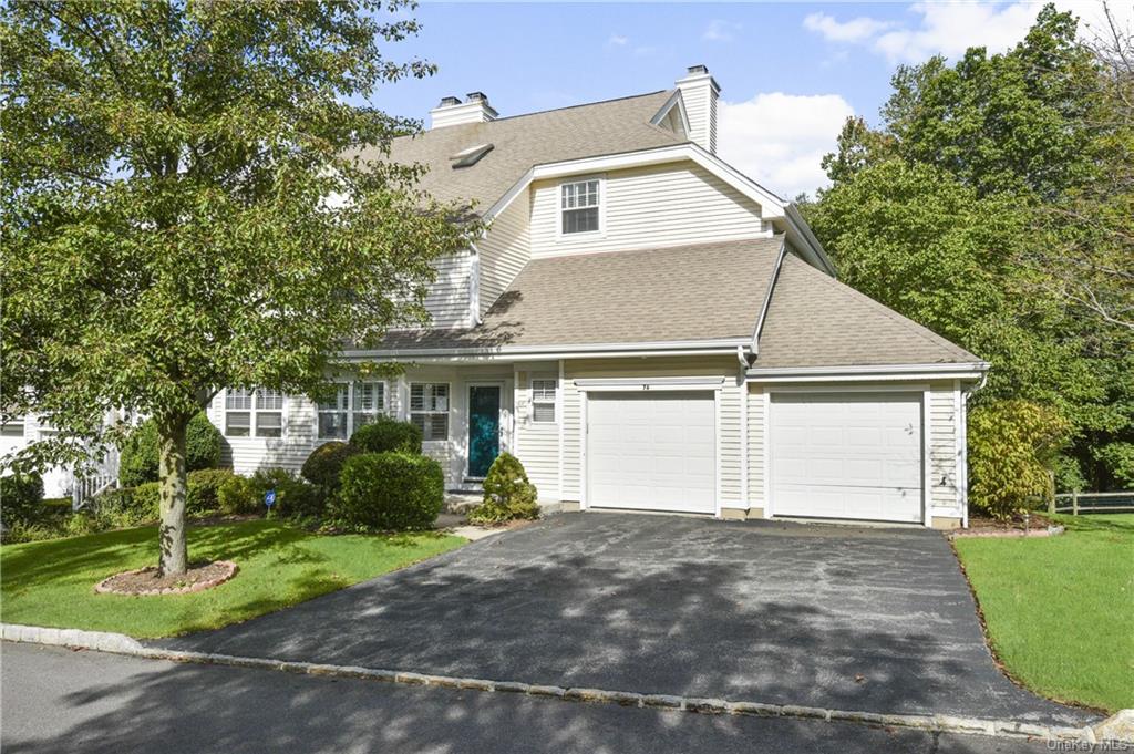 76 Winding Ridge Road, White Plains, New York - 3 Bedrooms  
4 Bathrooms  
8 Rooms - 