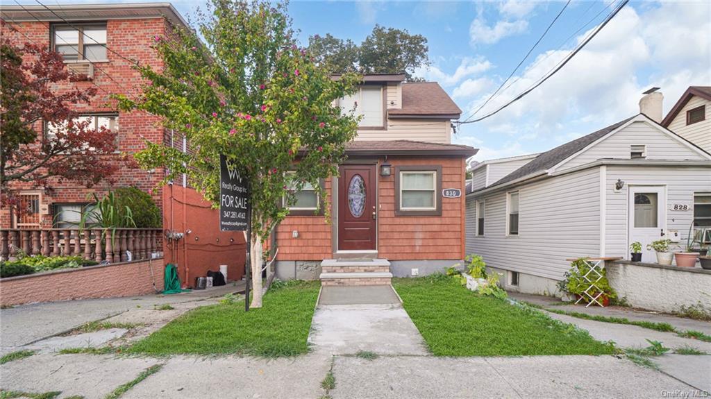 Property for Sale at 830 Hollywood Avenue, Bronx, New York - Bedrooms: 4 
Bathrooms: 3 
Rooms: 8  - $699,000