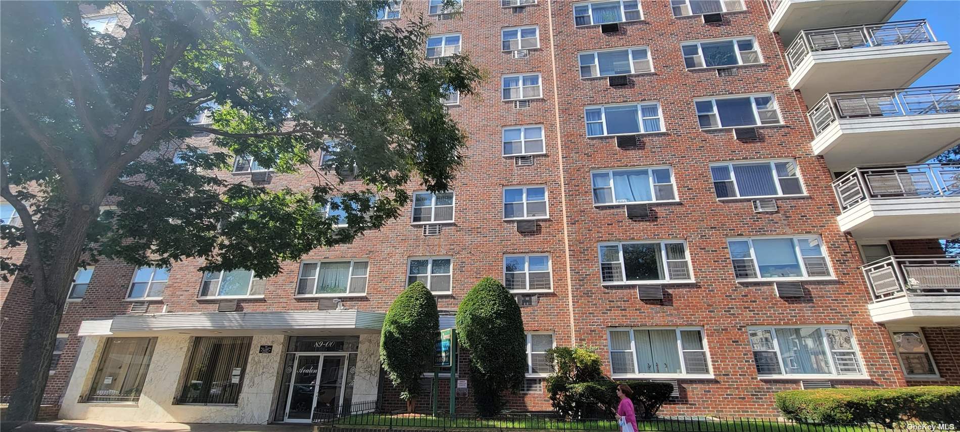 170 Street St 11N, Jamaica, Queens, NY - 1 Bathrooms  
2 Rooms - 
