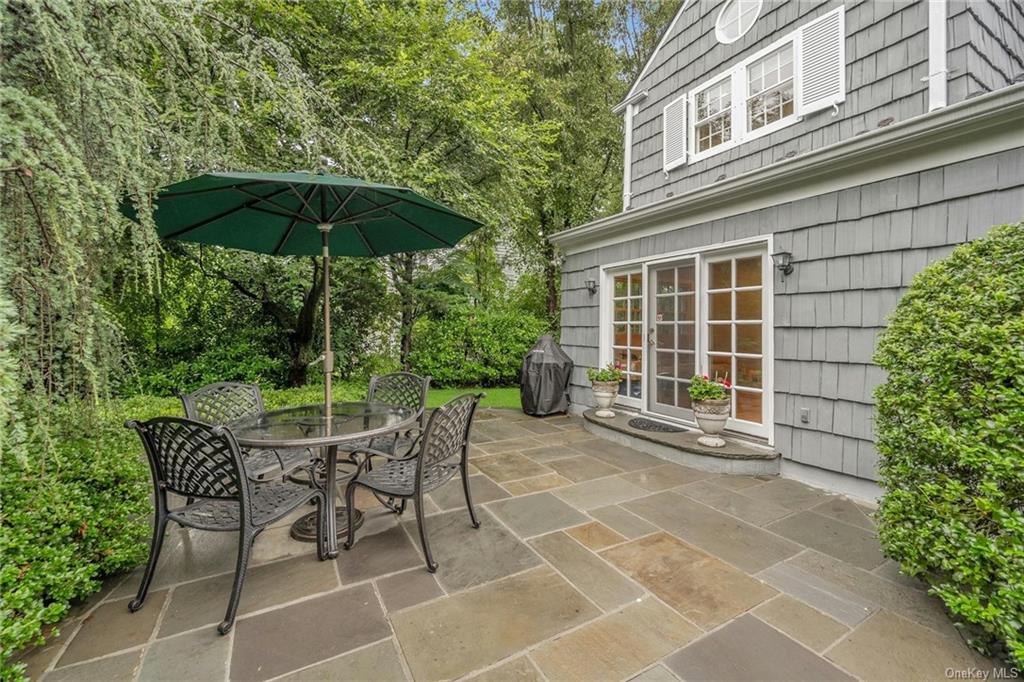 11 Beechwood Lane, Scarsdale, New York image 31