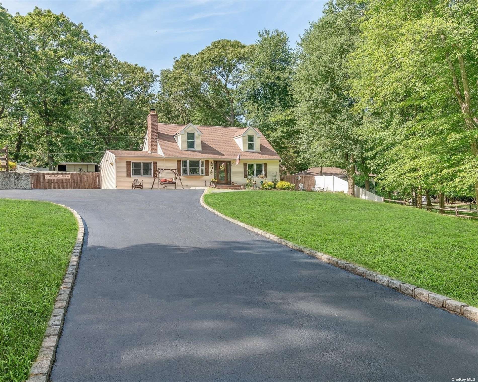 45 Croft Lane, Smithtown, New York image 33