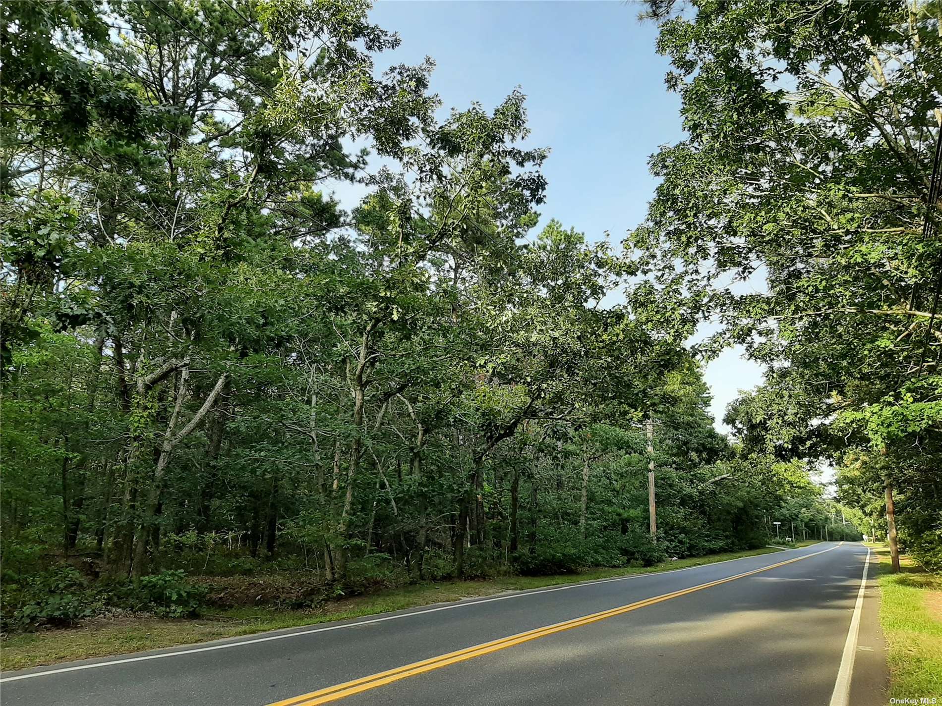 Photo 1 of 38 Old Country Road, East Quogue, NY, $2,880,000, Web #: 3506217