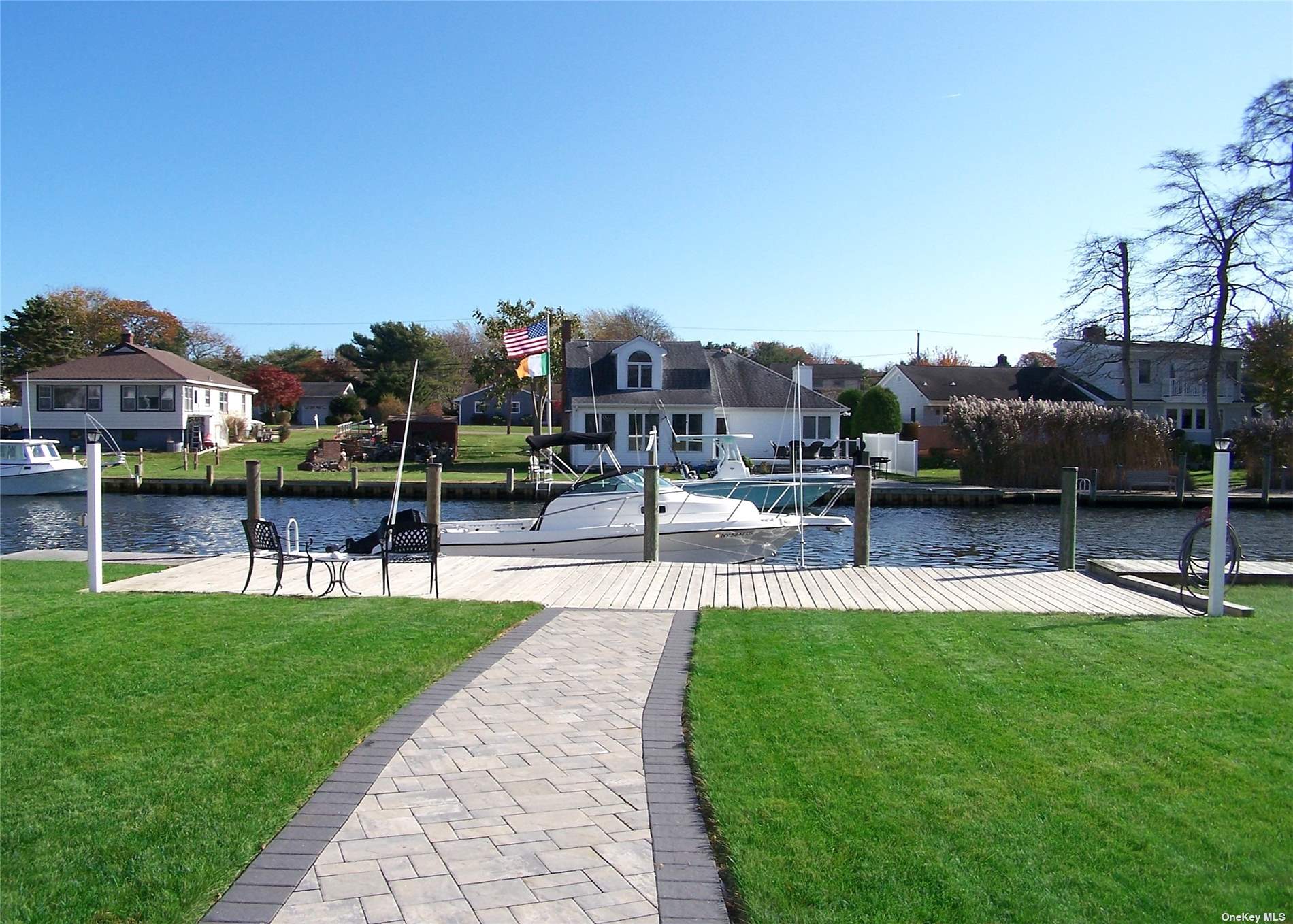 16 Red Bridge Road, Center Moriches, New York image 28