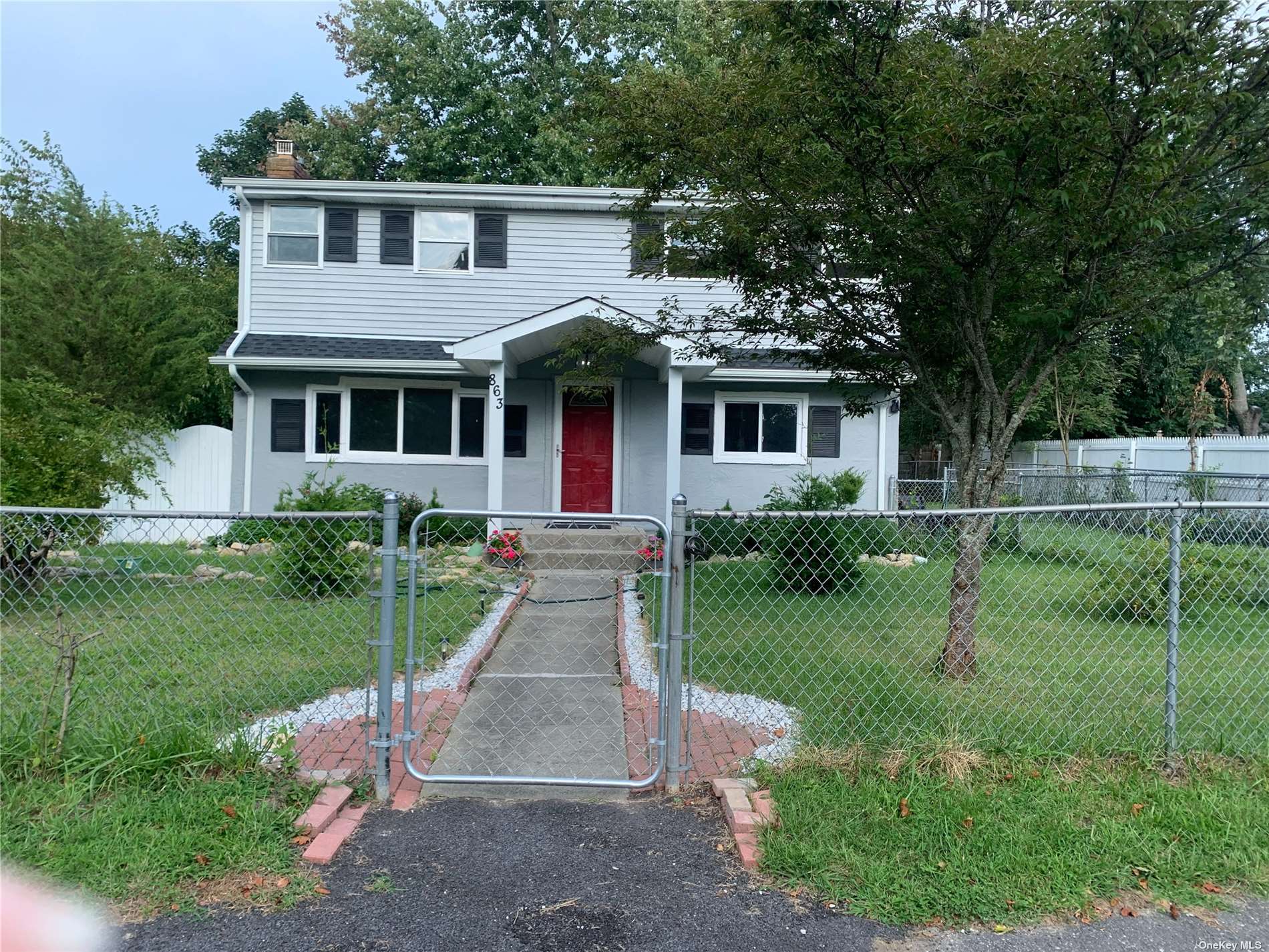 863 Taylor Avenue, East Patchogue, New York image 2