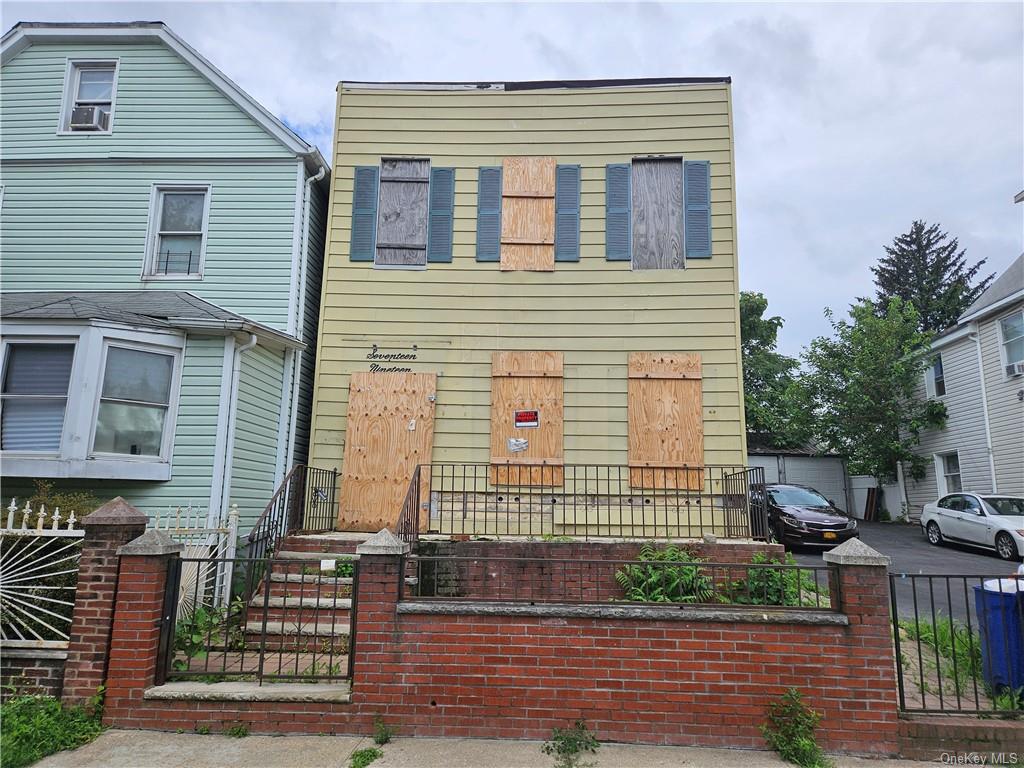 Photo 1 of 9 of 1719 Barnes Avenue house