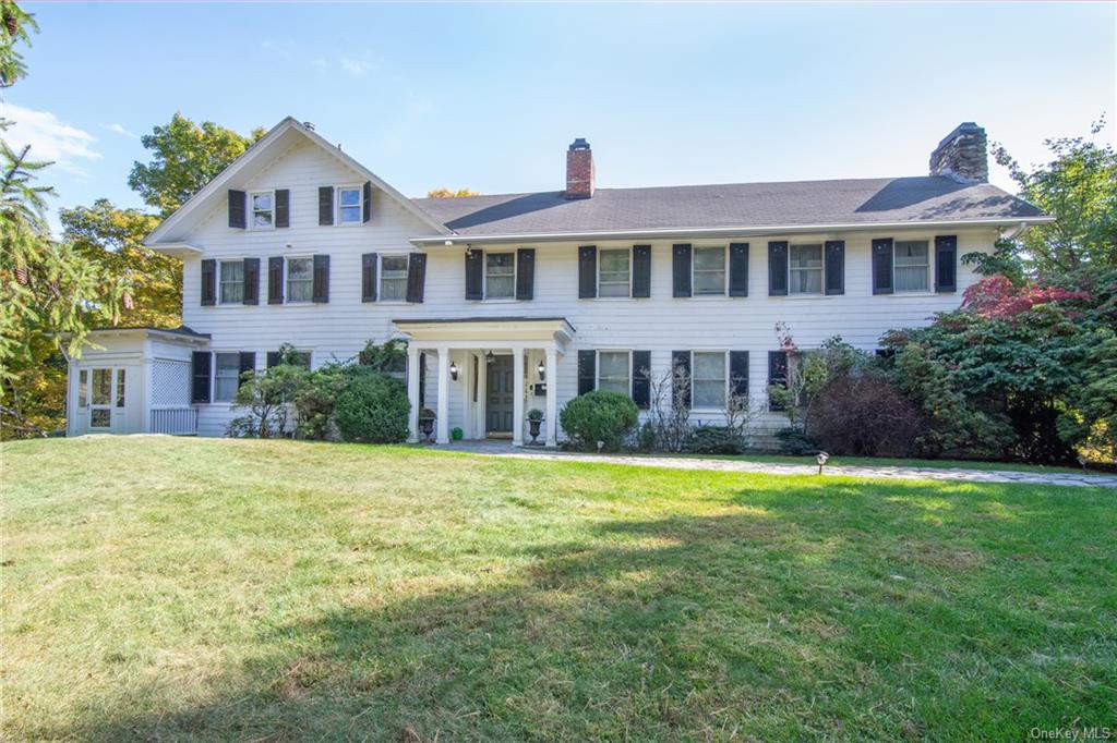 255 Mountain Road, Irvington, New York - 7 Bedrooms  
6.5 Bathrooms  
14 Rooms - 