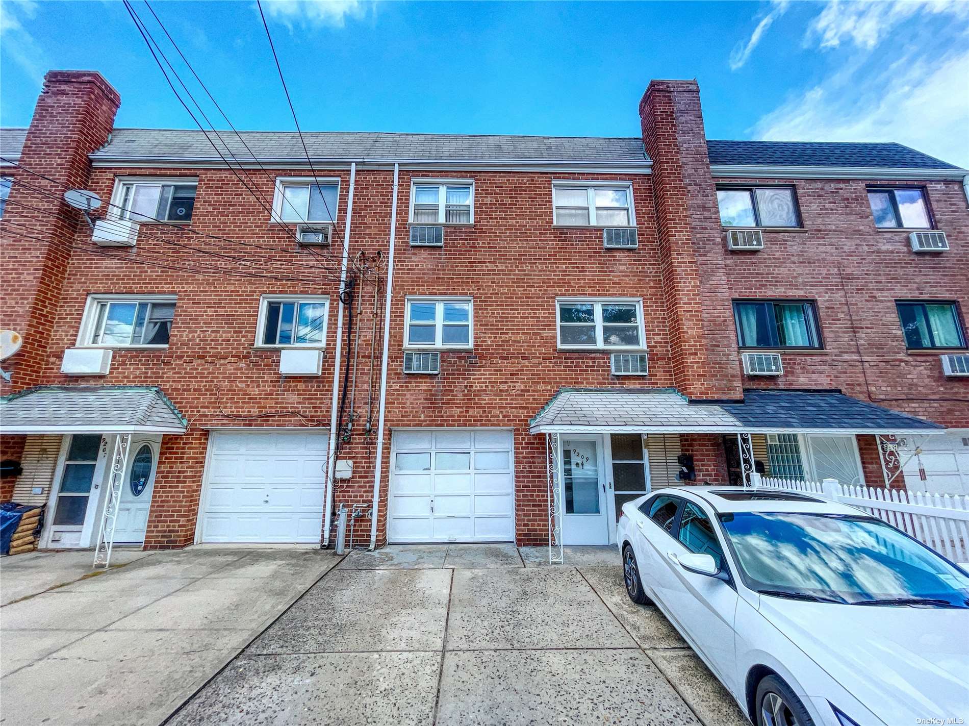 Property for Sale at 9209 241st Street, Bellerose, Queens, NY - Bedrooms: 5 
Bathrooms: 3 
Rooms: 15  - $1,088,000