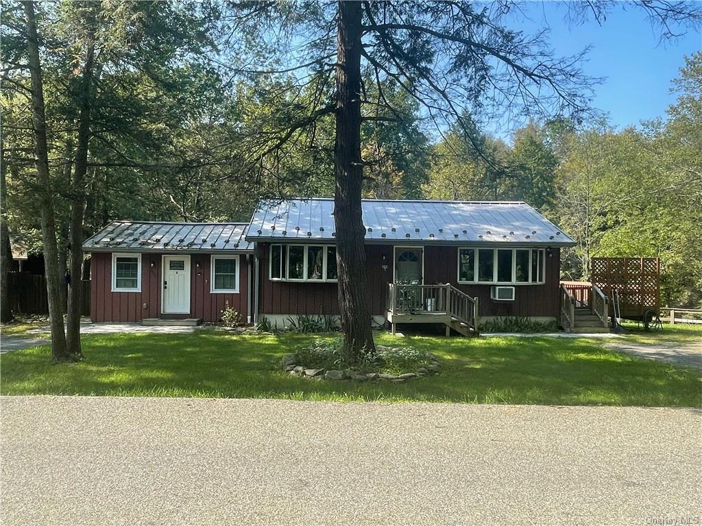 249 Red Mills Road, Pine Bush, New York image 1