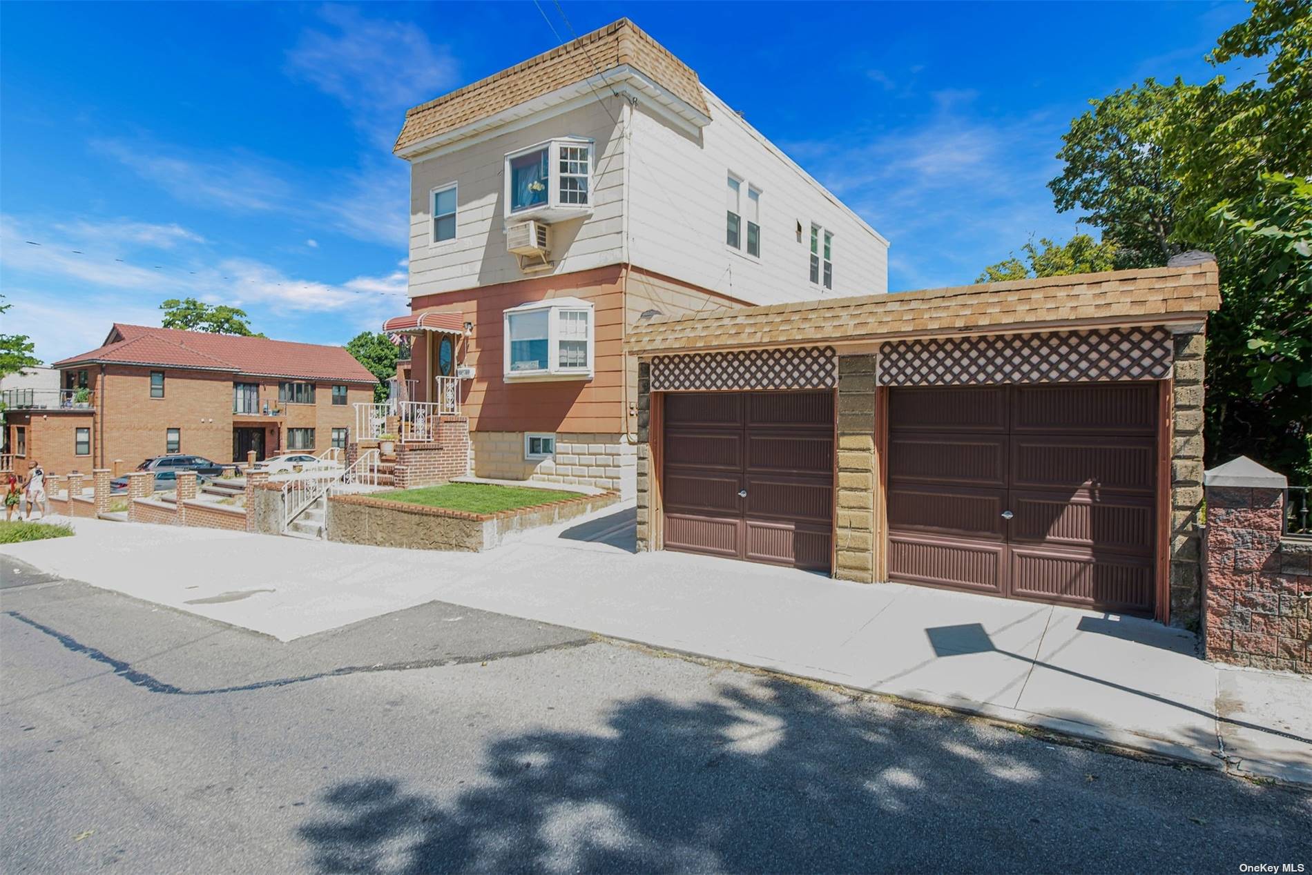 Property for Sale at 12507 25th Avenue, College Point, Queens, NY - Bedrooms: 5 
Bathrooms: 3 
Rooms: 9  - $1,250,000