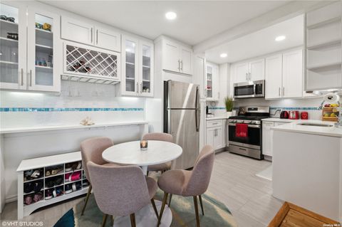 133 Beach 120 Unit 3A, Rockaway Park, NY 11694 - MLS#: L3590251