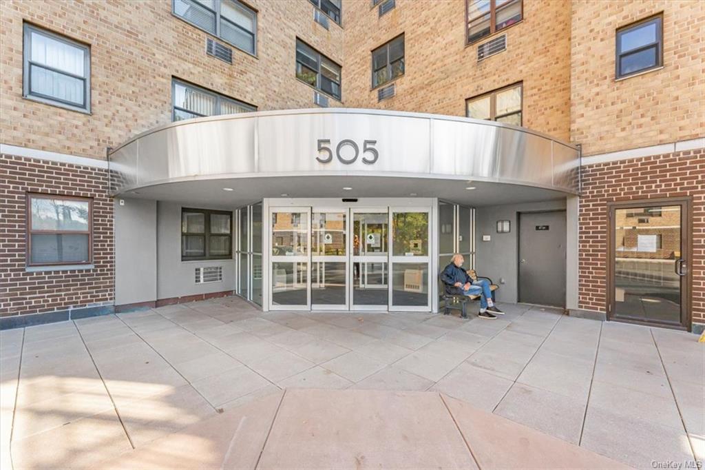 505 Central Avenue #109, White Plains, New York image 1