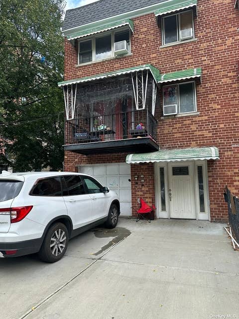 Multifamily For Sale - 1761 Watson Avenue<br/> Bronx, NY 10472