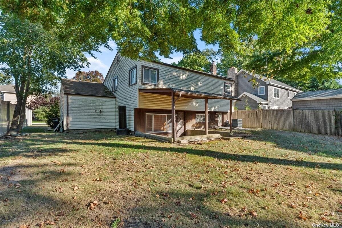 1480 Adam Place, Wantagh, New York image 4