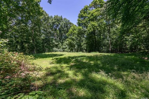 Vacant Land For Sale - 5 Hawks Nest<br/> Nissequogue, NY 11780