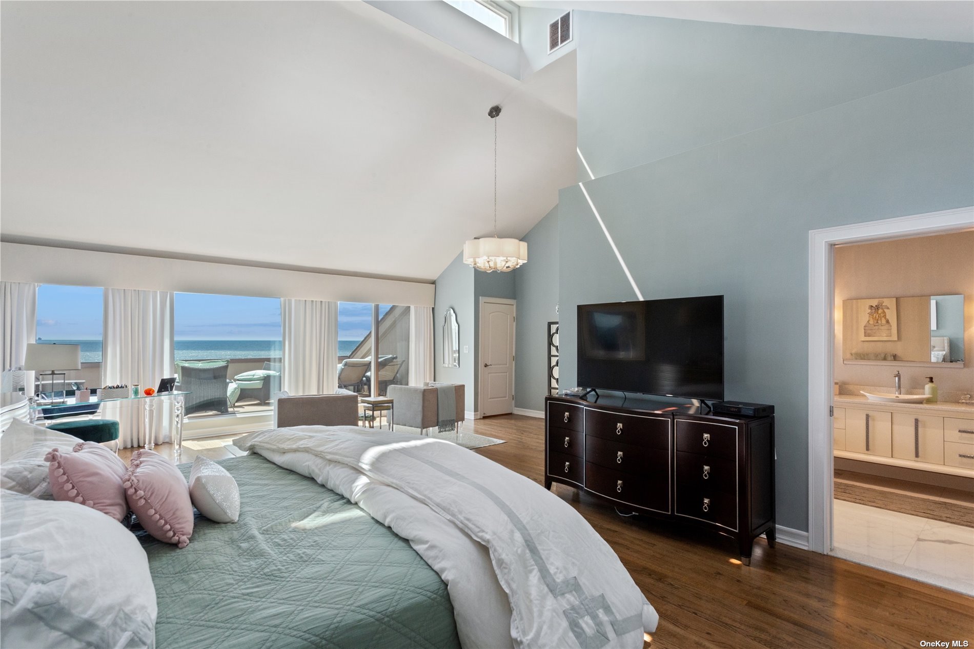 619 Oceanfront #B, Long Beach, New York image 21