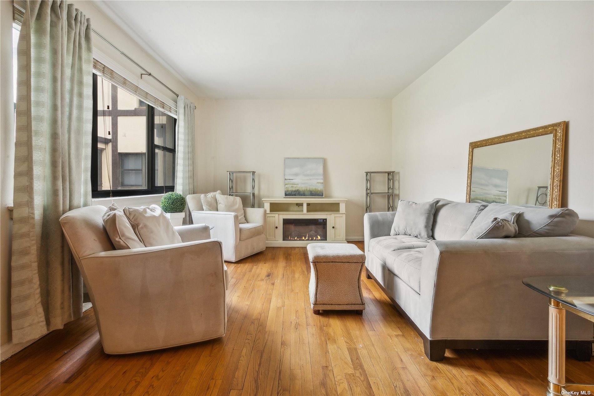 125 15th Street #D`1, Garden City, New York image 3