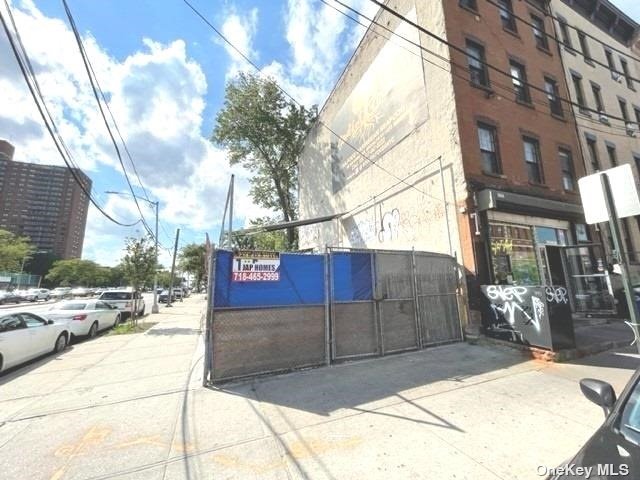 196 Rockaway Avenue, Brooklyn, New York image 4