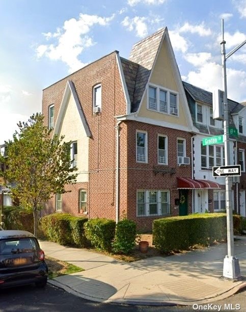 View Forest Hills, NY 11375 townhome
