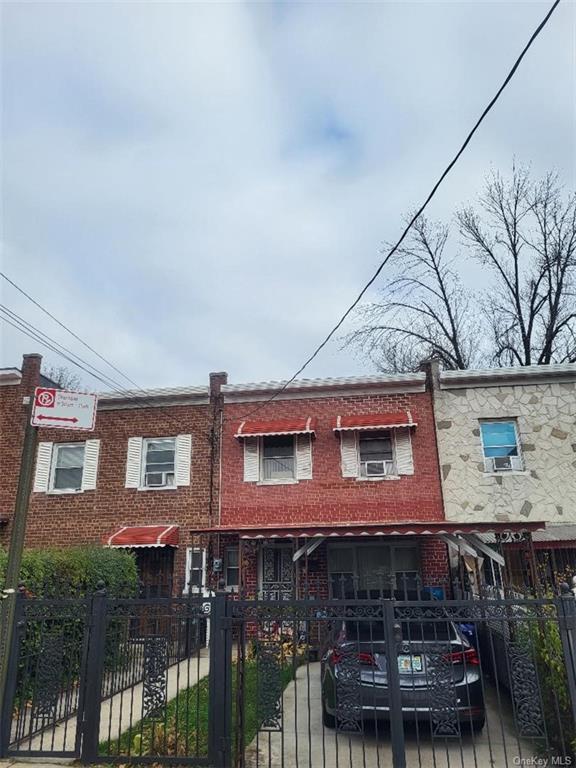 Property for Sale at 1039 E 230th Street, Bronx, New York - Bedrooms: 3 
Bathrooms: 2 
Rooms: 6  - $435,000