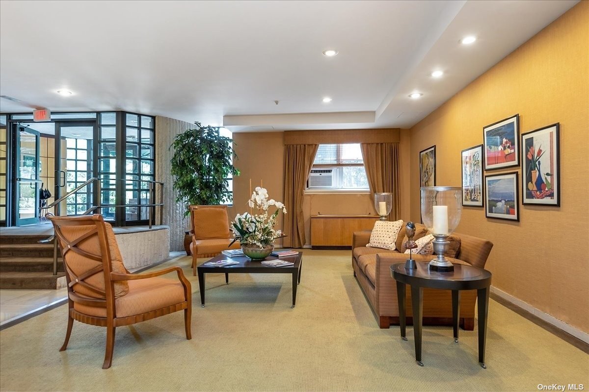 1534 Broadway #113, Hewlett, New York image 3