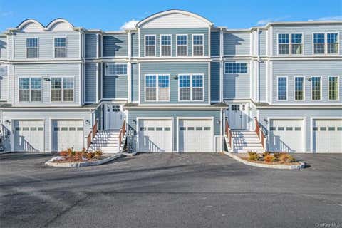 Townhouse For Sale - 550 Mountainview Avenue #3<br/> Valley Cottage, NY 10989