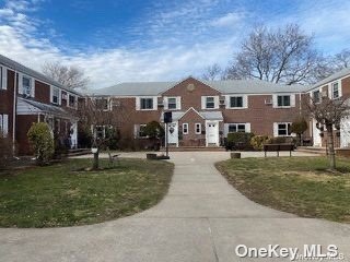 55-91 Tulip Avenue Avenue #JB1, Floral Park, New York image 2