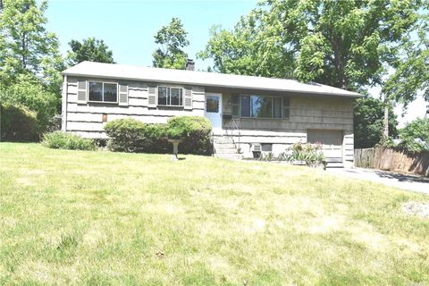 Homes For Sale - 107 Soper Avenue<br/> North Port, NY 11768