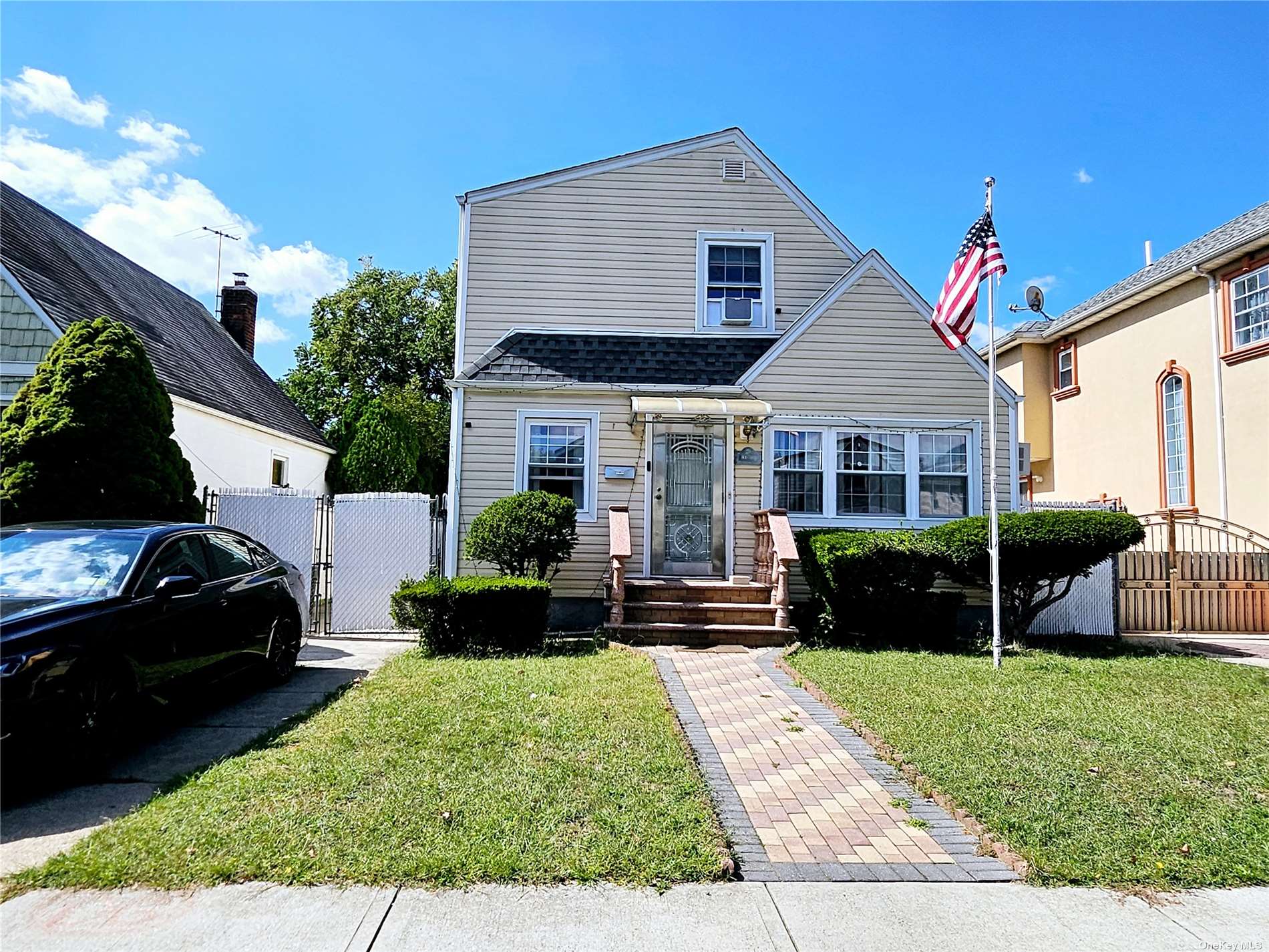 8136 267th Street, Glen Oaks, Queens, NY - 5 Bedrooms  
3 Bathrooms  
8 Rooms - 