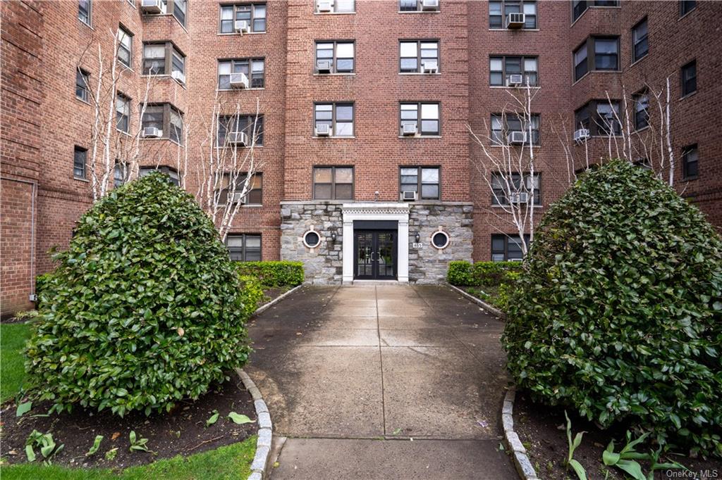 465 E Lincoln Avenue #421, Mount Vernon, New York image 3