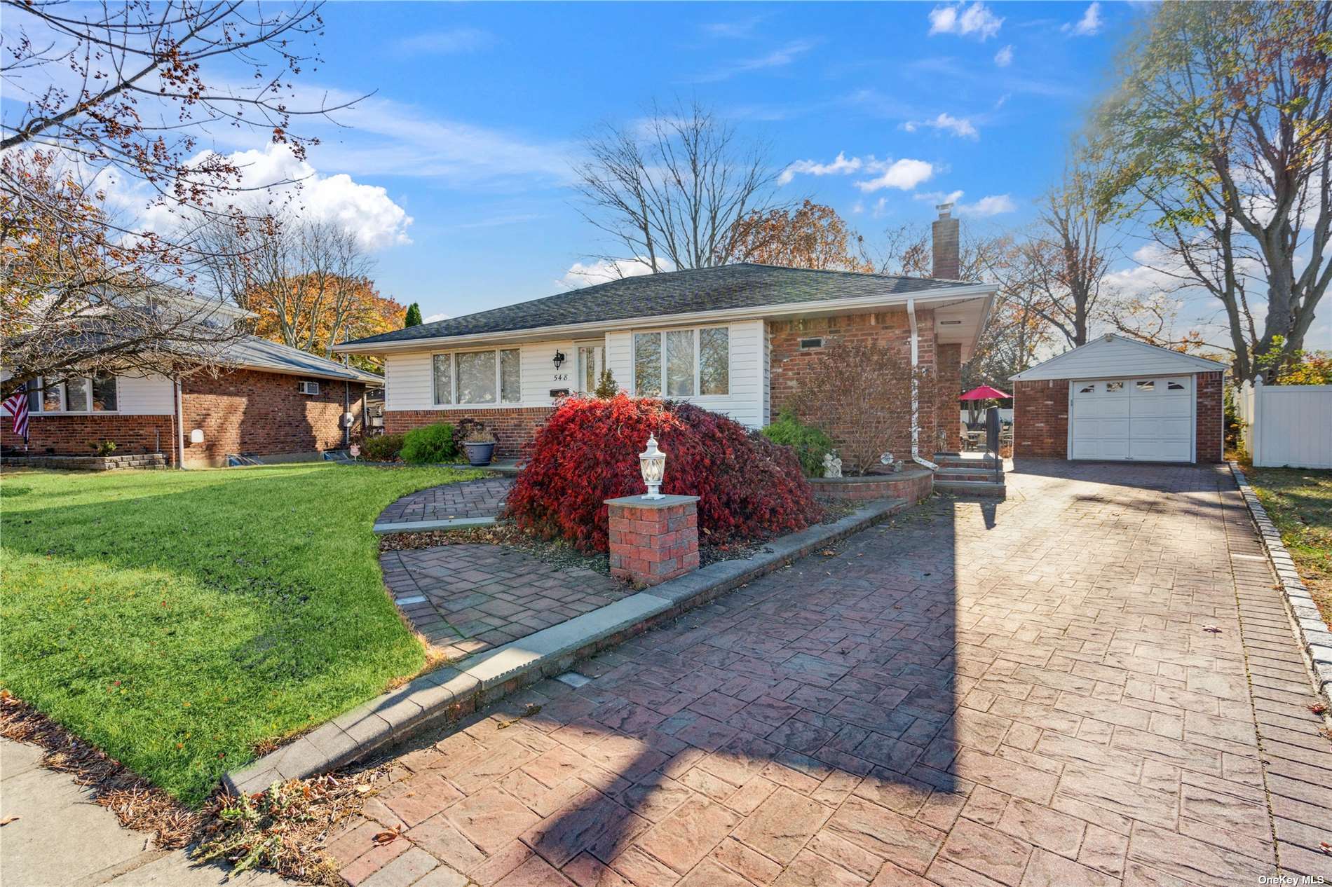 548 Parker Avenue, Levittown, New York image 25