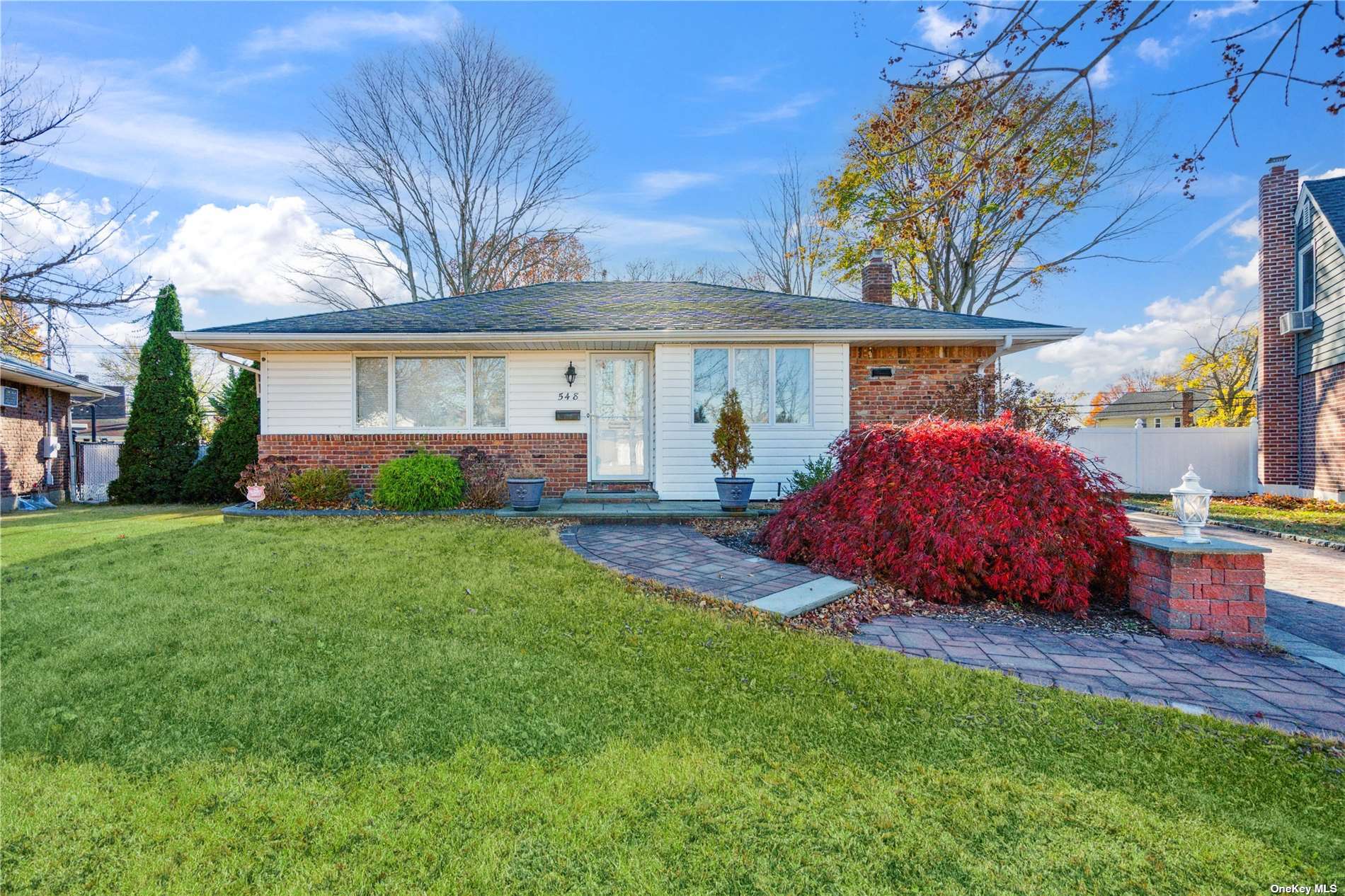 548 Parker Avenue, Levittown, New York image 1