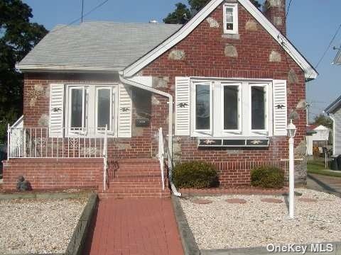 2358 Babylon Street, Wantagh, New York image 1