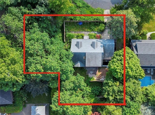 71 WADSWORTH RD, STATEN ISLAND, NY 10305 - Image 2f6ec860d43a5f2df5c26bce6cc5eb4e/1172916609