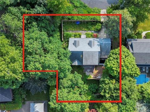 Vacant Land For Sale - 71 Wadsworth Road<br/> Staten Island, NY 10305