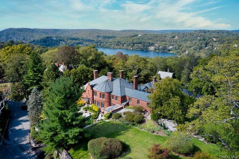 82 Lookout Road Tuxedo Park NY 10987