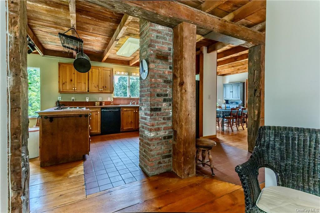 Photo 6 of 34 of 86 Brimstone Mountain Road house