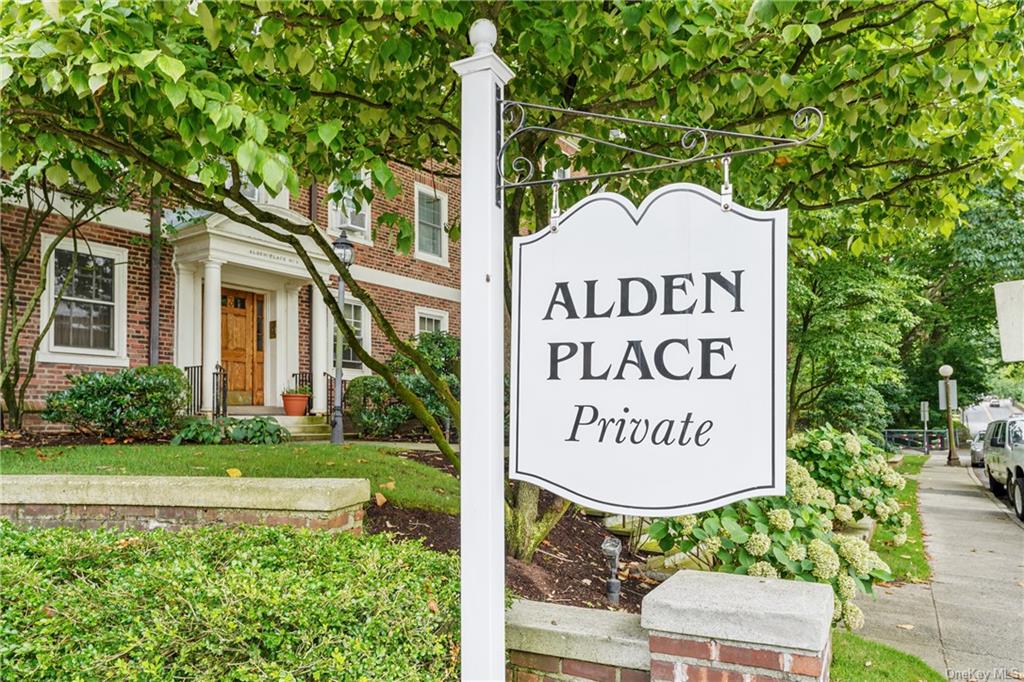 16 Alden Place #1E, Bronxville, New York image 2