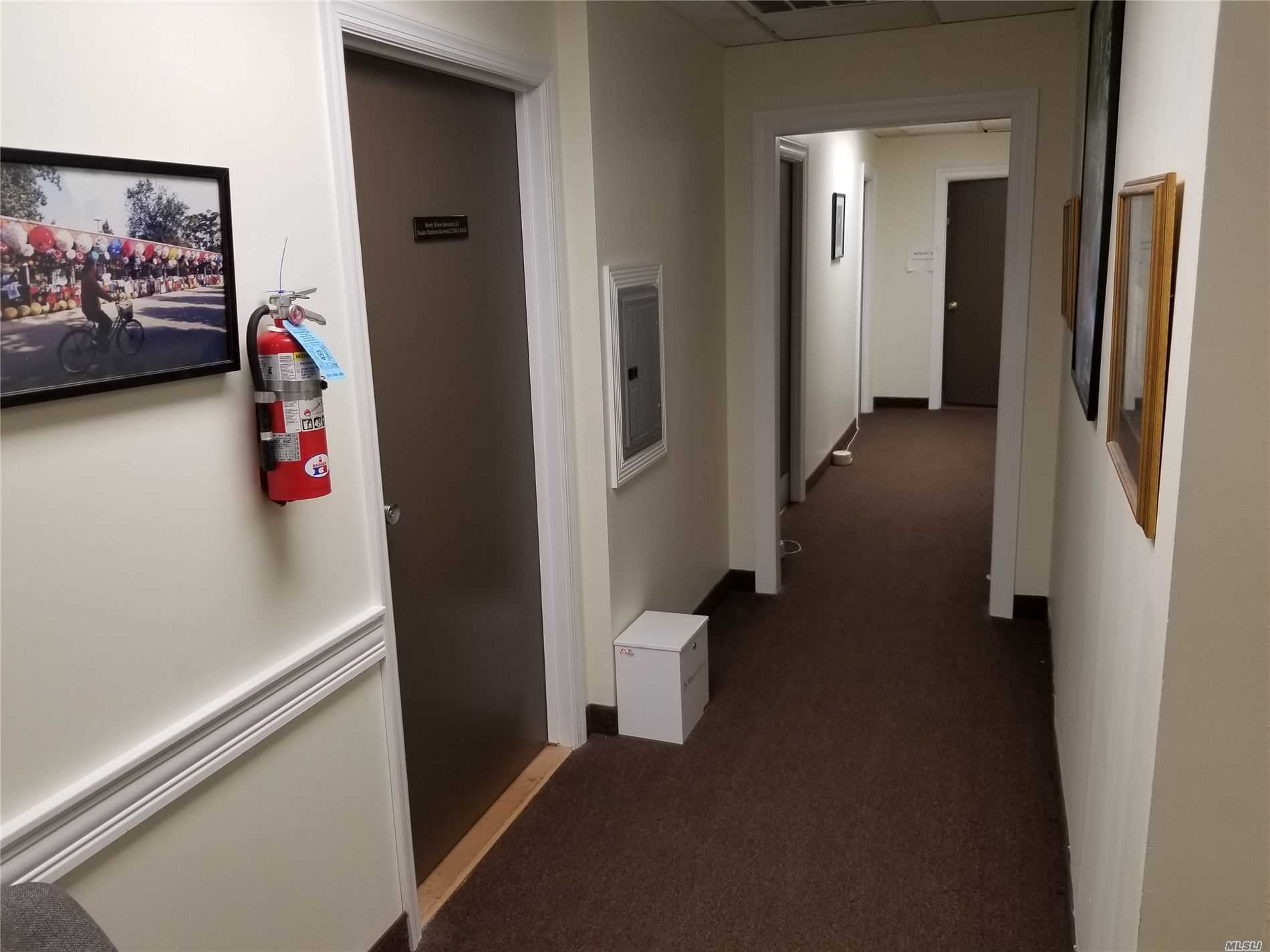 Levittown, New York 11756, United States, ,Residential,Active,29450