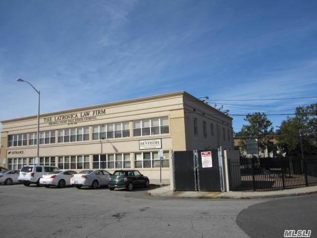 Levittown, New York 11756, United States, ,Residential,Active,29450