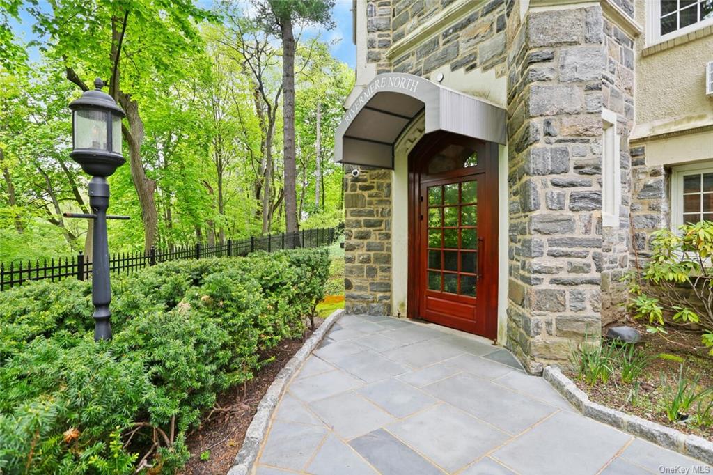 1 Rivermere Rd #1F, Bronxville, New York image 1