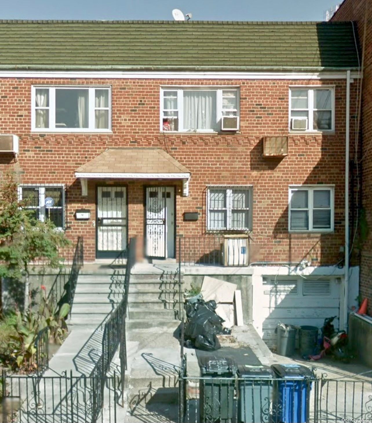 Property for Sale at 3237 60th Street, Woodside, Queens, NY - Bedrooms: 5 
Bathrooms: 3 
Rooms: 12  - $749,000