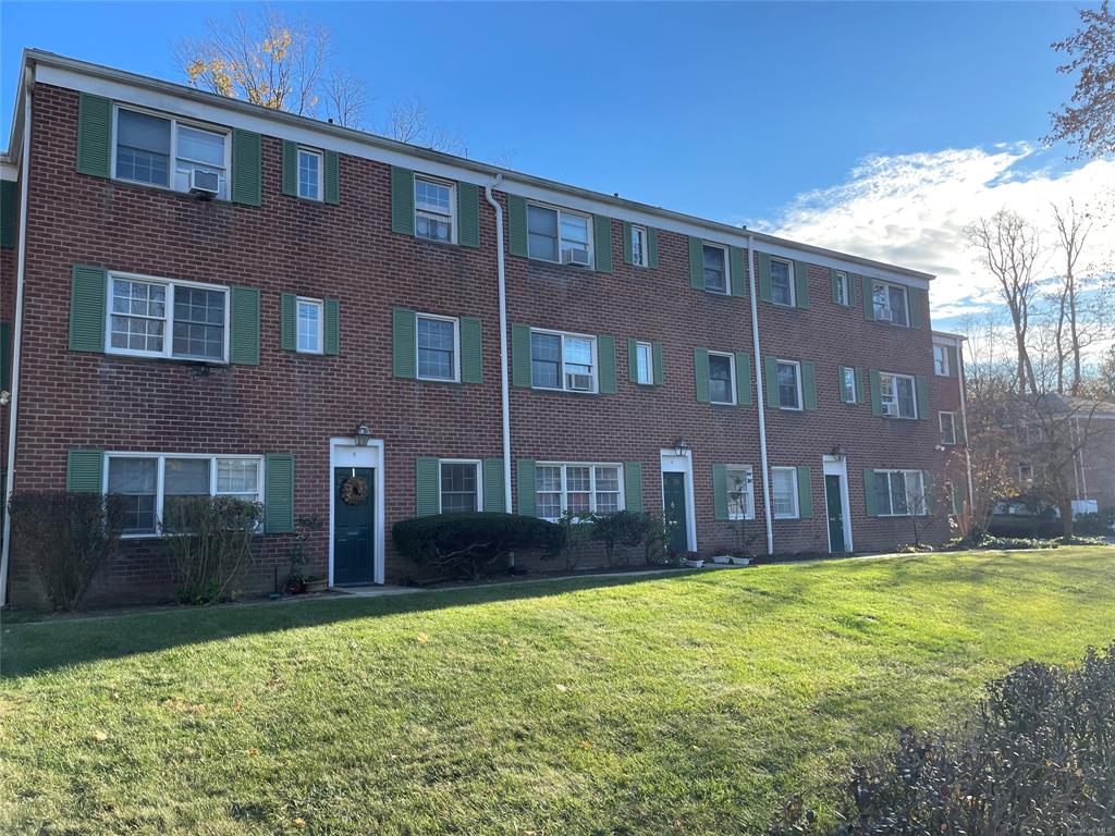 580 Bedford Road 3, Pleasantville, New York - 1 Bedrooms  
1 Bathrooms  
3 Rooms - 