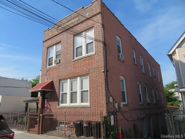 1630 Van Buren Street, Bronx, New York - 5 Bedrooms  
4 Bathrooms - 