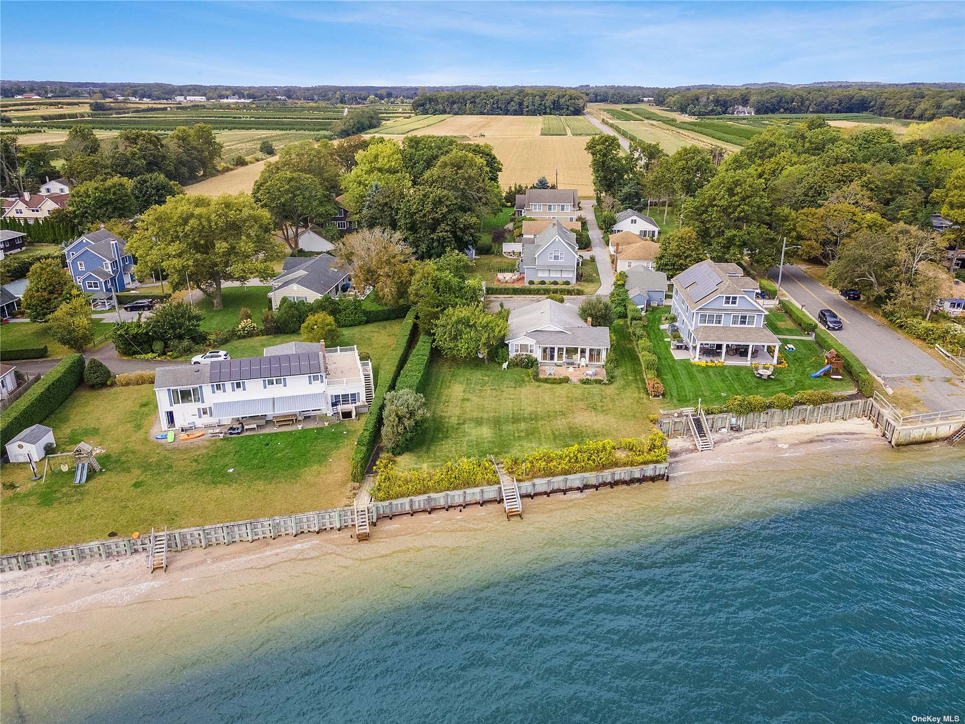 1653 Peconic Bay Boulevard, Laurel, New York image 22